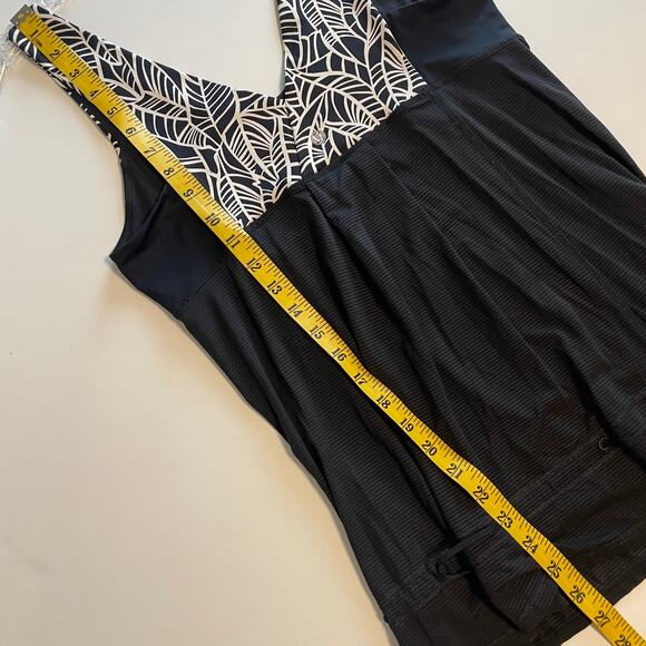 Lululemon Hustle & Bustle Tank Womens Size 8 Black Pretty Palm Black Angel Wings - Picture 9 of 9